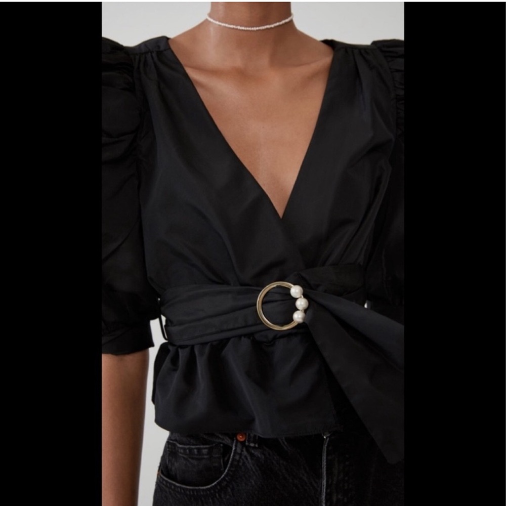 Zara Black Puff Sleeve Wrap Top with Pearl-Accent Belt - Picture 3 of 15